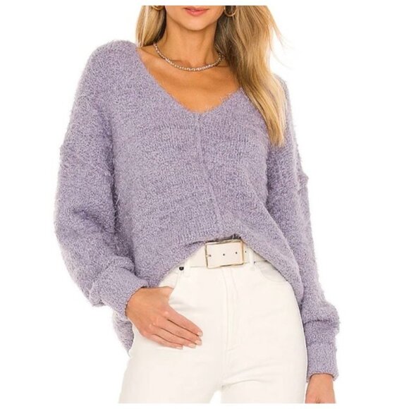 Free People Icing V-Neck Pullover Lavender Fuzzy Bouclé Knit Sweater Size S - Picture 1 of 11